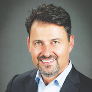 Portrait of Frank Pitsikalis