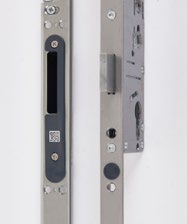 Yale multipoint lock faceplate and centre case - two product views