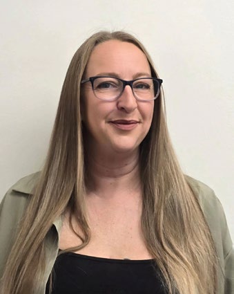 Lisa Macdonald, sales department portrait